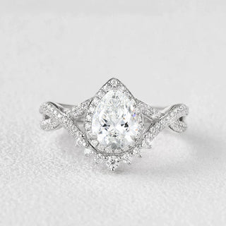 1.0 CT-2.0 CT Pear Moissanite Diamond April Birthstone Twisted Ring in 925 Sterling Silver - Danni Martinez