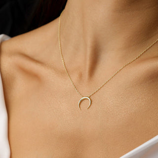 Plain Crescent Moon Necklace in 925 Sterling Silver- The ‘Declan’ Necklace - Danni Martinez