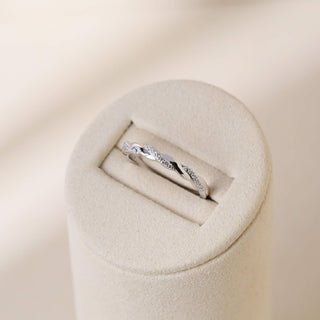 0.7 TCW Round Moissanite Twisted Diamond Wedding Band in 925 Sterling Silver- The ‘Valerie’ Wedding Band - Danni Martinez