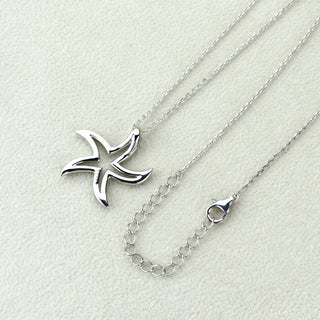 0.8 TCW Round Moissanite Starfish Diamond Necklace in 925 Sterling Silver- The ‘Barrett’ Necklace - Danni Martinez